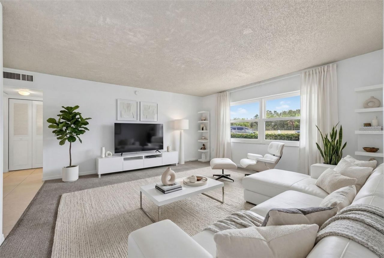 5800 Hollywood Boulevard, Unit 112, Sarasota, FL 34231 Photo