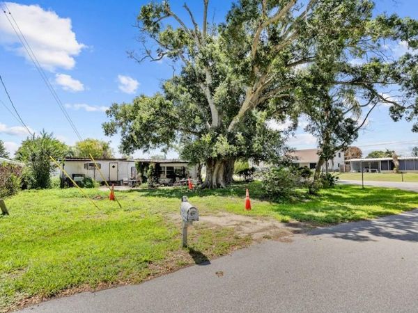 2809 SE 38TH AVENUE , OKEECHOBEE, FL 34974
