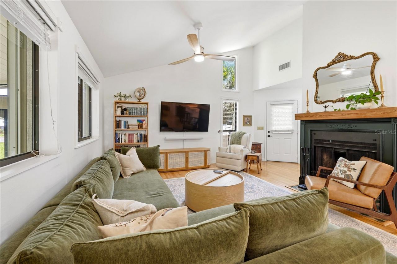 2835 Sunset Drive, New Smyrna Beach, FL 32168 Photo