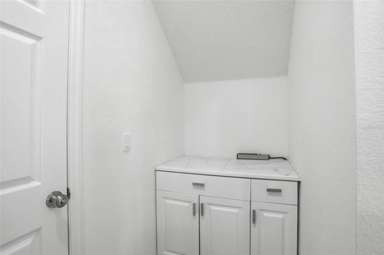 1369 Bristol Oaks Way, Orlando, FL 32825 Photo