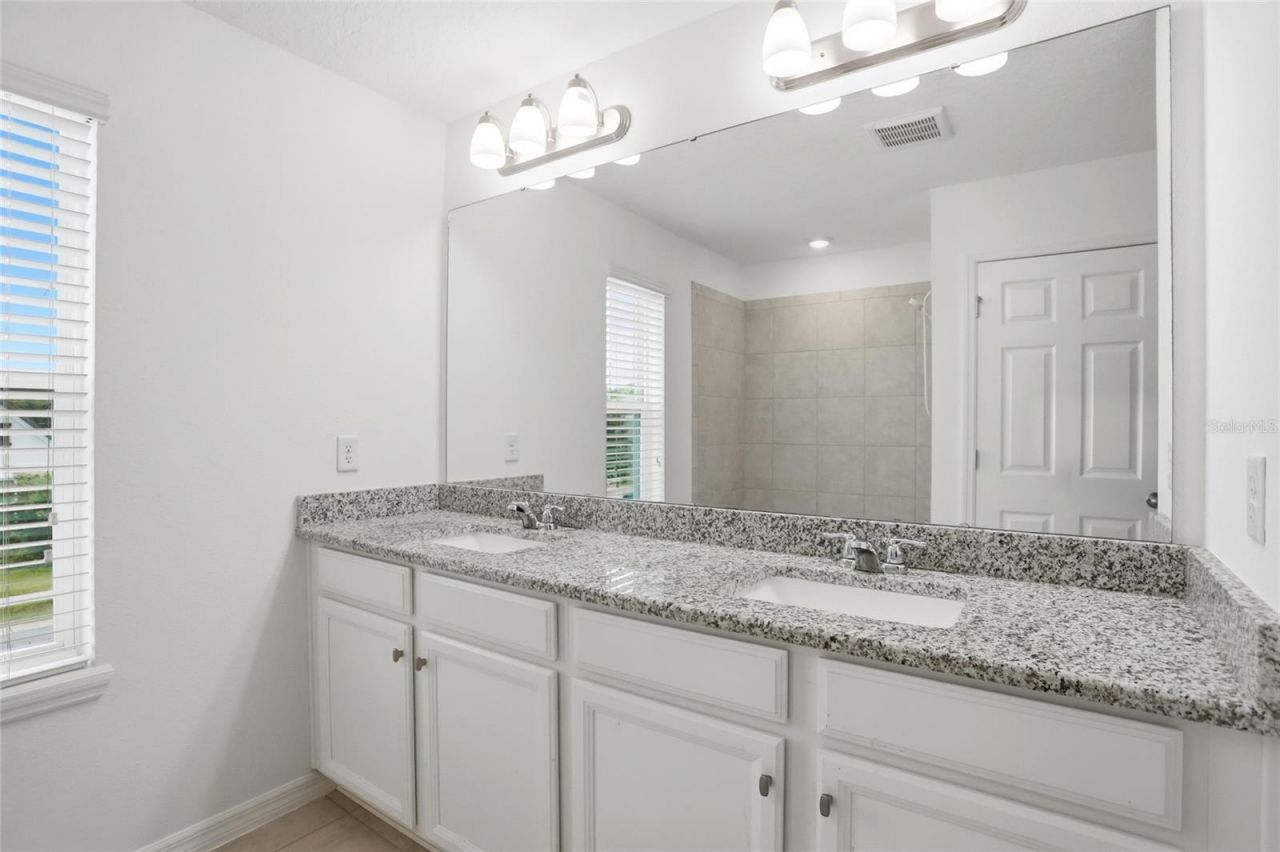 1369 Bristol Oaks Way, Orlando, FL 32825 Photo