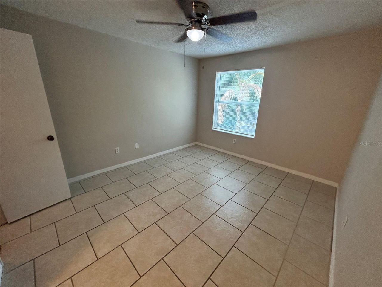 4512 Commander Drive, Unit 1735, Orlando, FL 32822 Photo