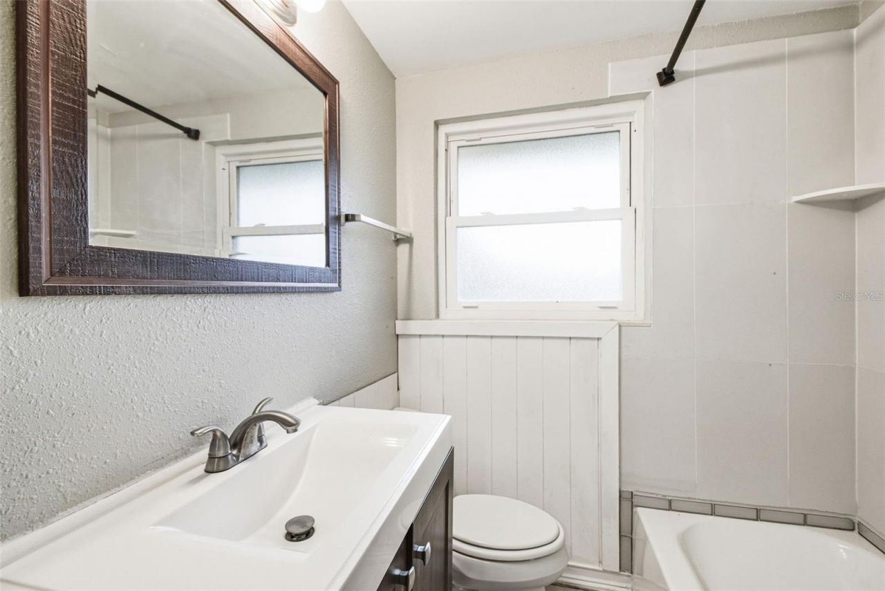 5917 Olive Avenue, Sarasota, FL 34231 Photo