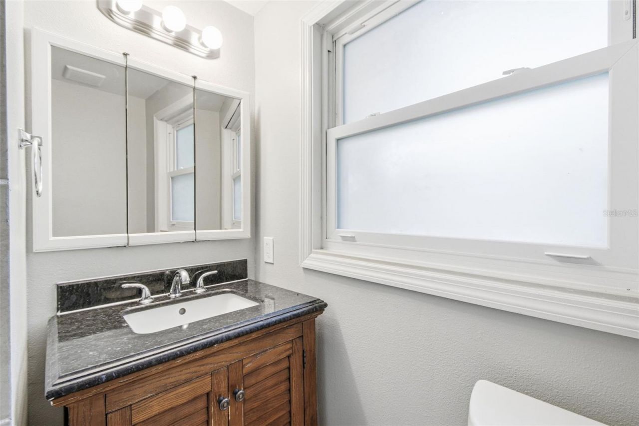 5917 Olive Avenue, Sarasota, FL 34231 Photo