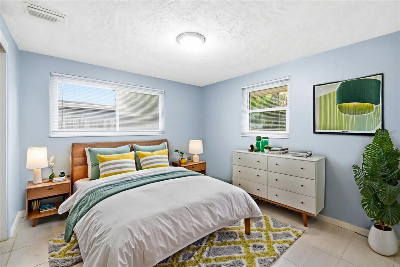 5917 Olive Avenue, Sarasota, FL 34231 Photo