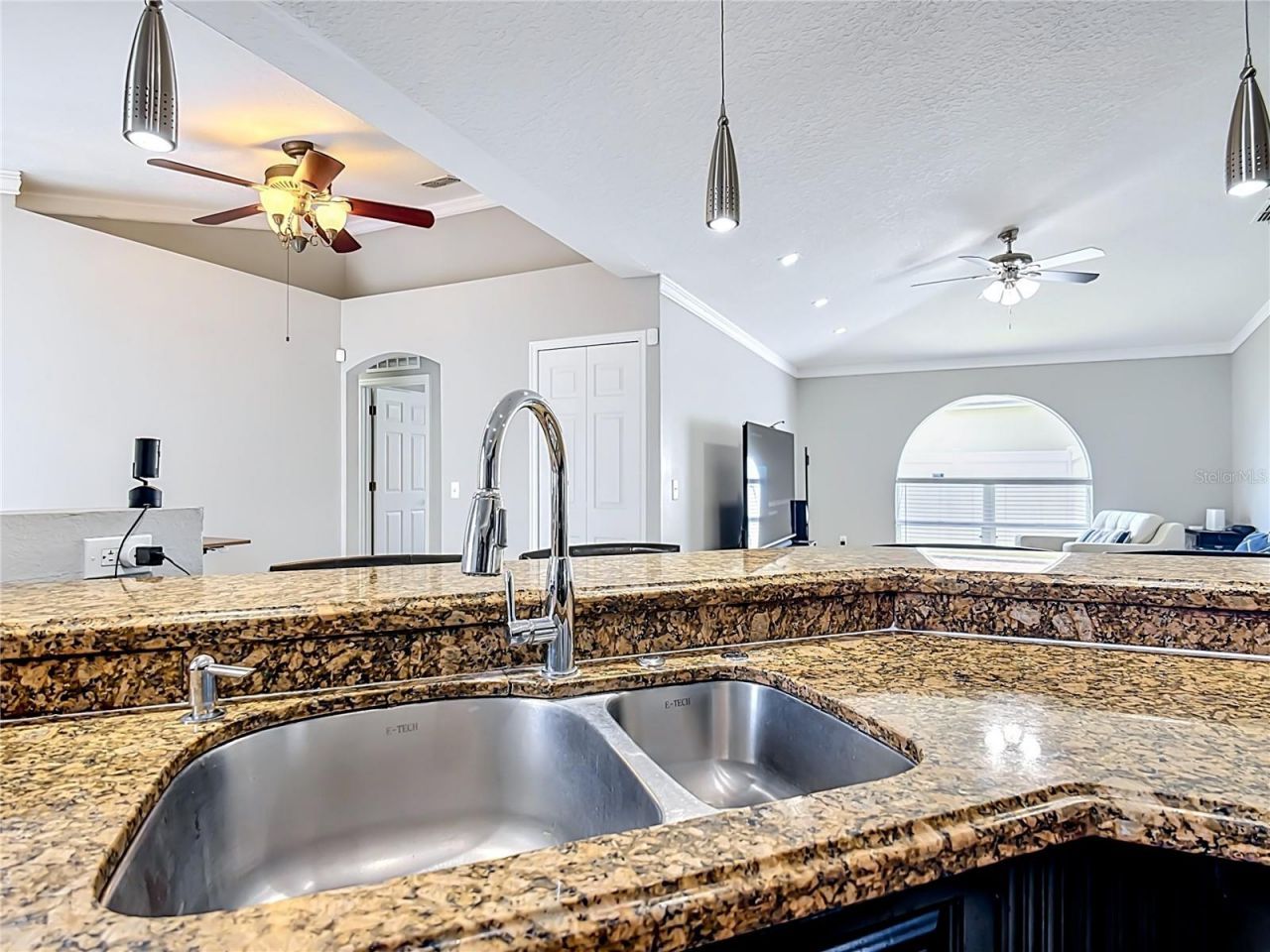 3013 Mandolin Drive, Kissimmee, FL 34744 Photo
