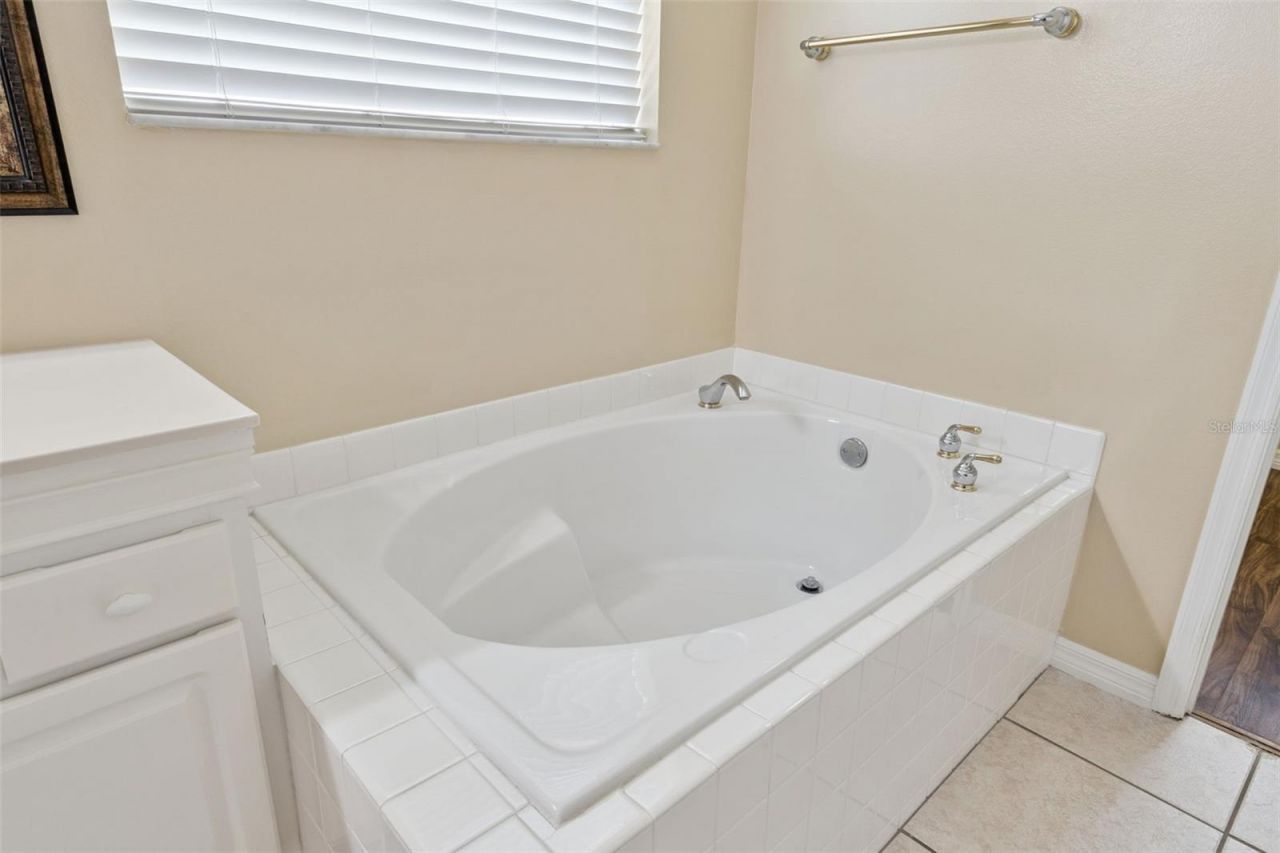 13429 Falcon Pointe Drive, Orlando, FL 32837 Photo
