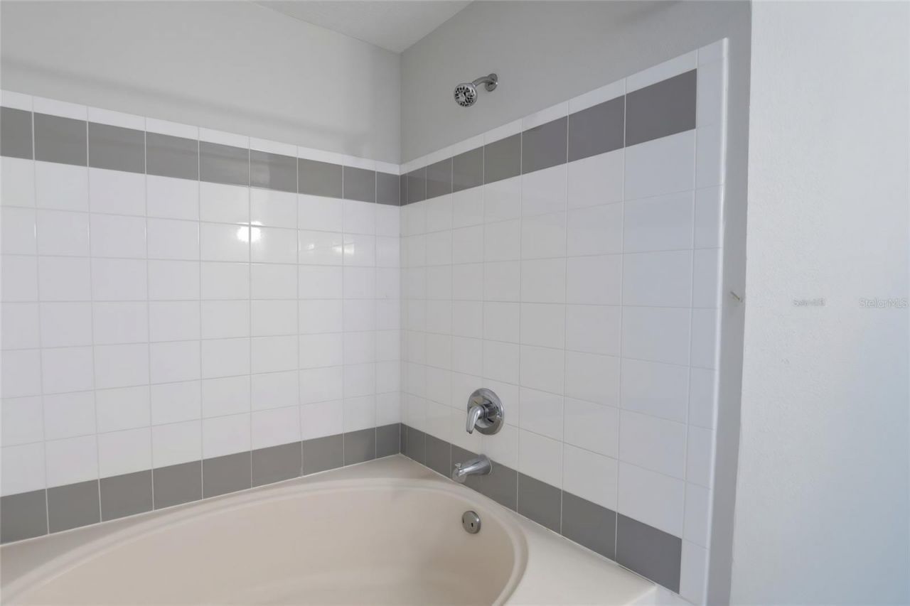 3344 Corona Village Way, Unit 205, Orlando, FL 32835 Photo