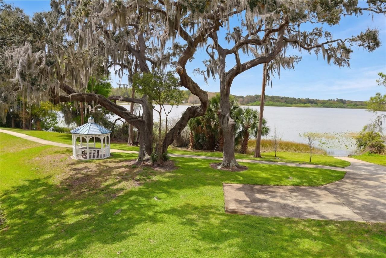 3344 Corona Village Way, Unit 205, Orlando, FL 32835 Photo