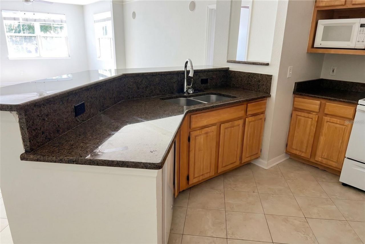 3344 Corona Village Way, Unit 205, Orlando, FL 32835 Photo