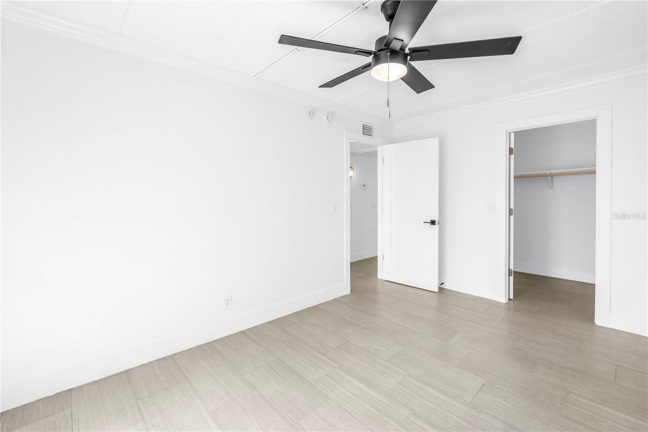 10375 Paradise Boulevard, Unit 51, Treasure Island, FL 33706 Photo