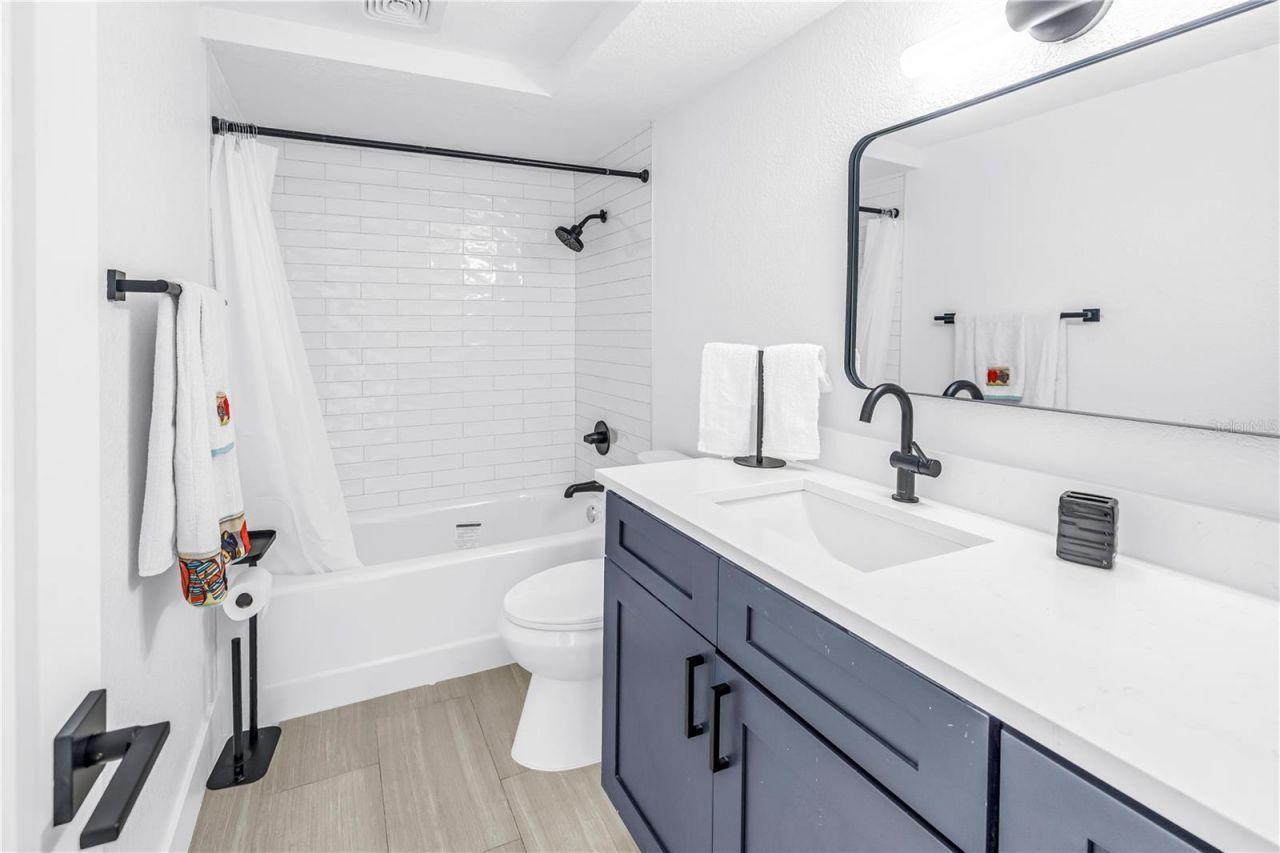 10375 Paradise Boulevard, Unit 51, Treasure Island, FL 33706 Photo