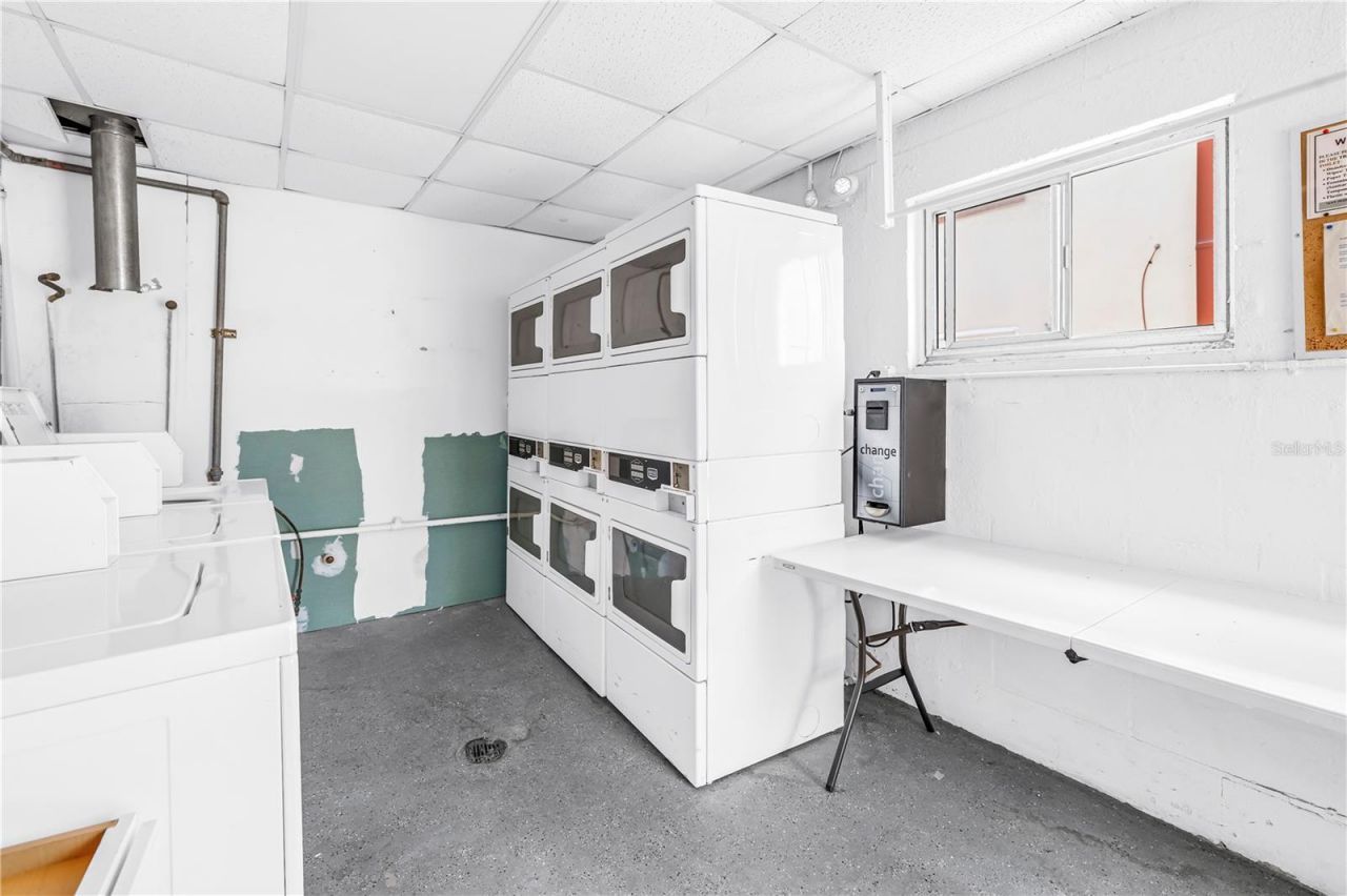 10375 Paradise Boulevard, Unit 51, Treasure Island, FL 33706 Photo