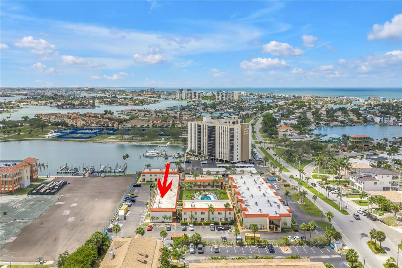 10375 Paradise Boulevard, Unit 51, Treasure Island, FL 33706 Photo