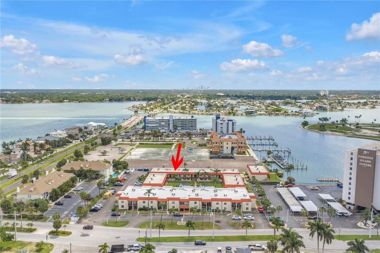 10375 Paradise Boulevard, Unit 51, Treasure Island, FL 33706 Photo