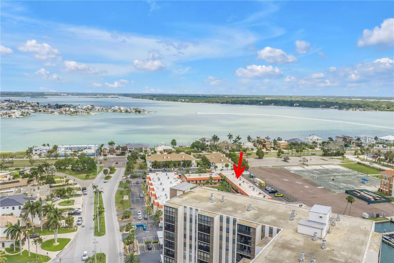 10375 Paradise Boulevard, Unit 51, Treasure Island, FL 33706 Photo
