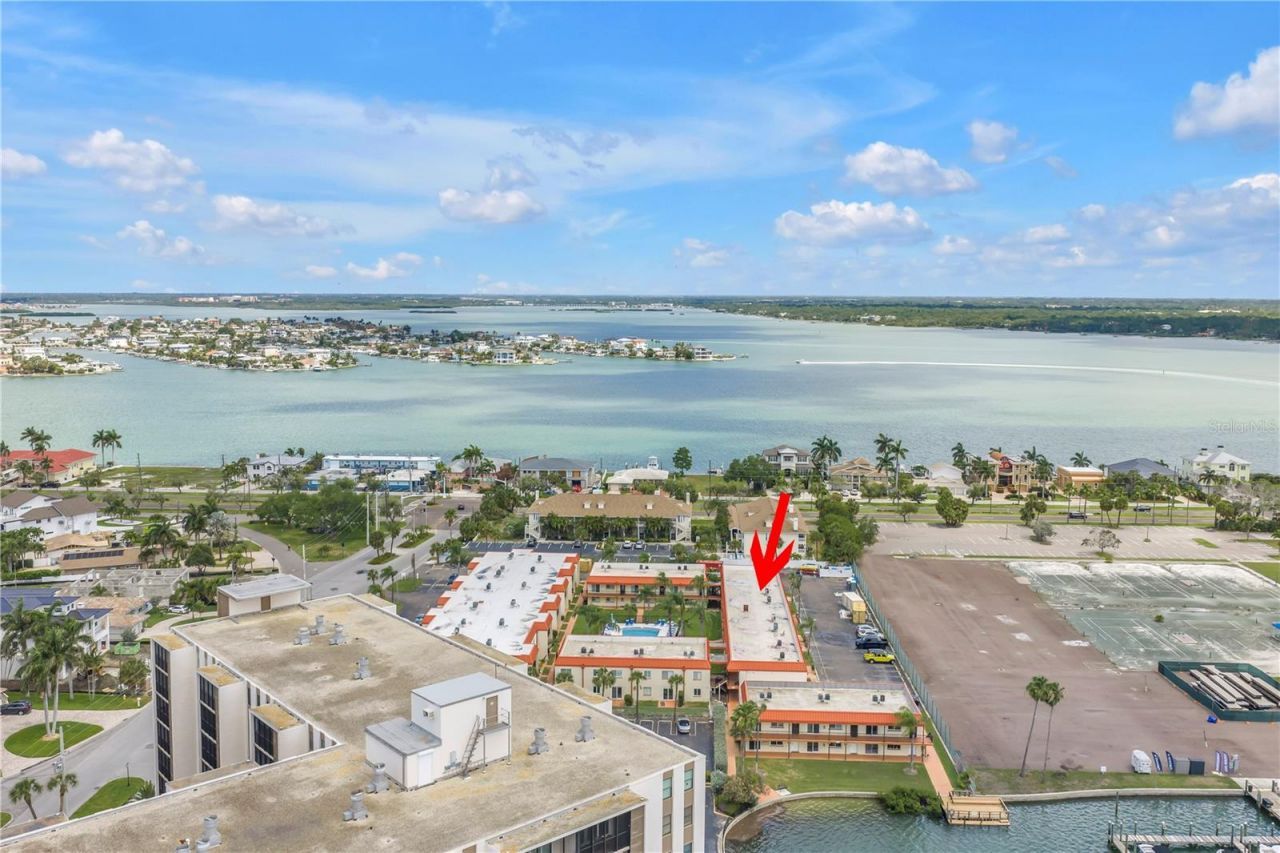 10375 Paradise Boulevard, Unit 51, Treasure Island, FL 33706 Photo