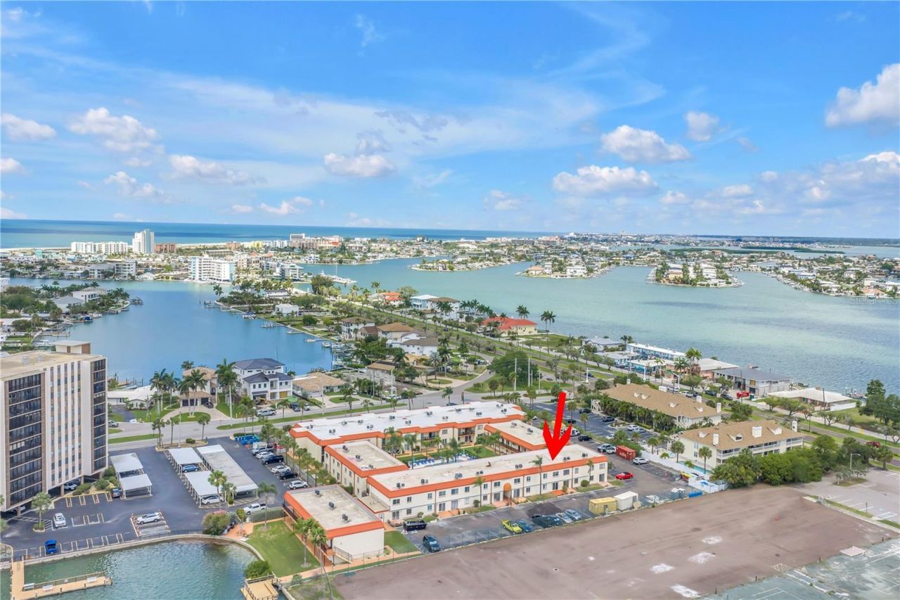 10375 Paradise Boulevard, Unit 51, Treasure Island, FL 33706 Photo
