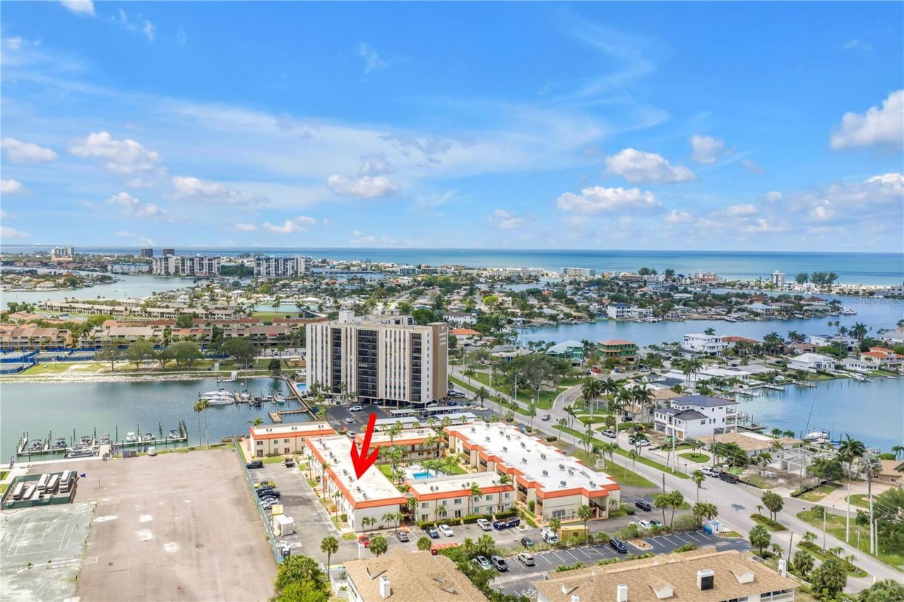 10375 Paradise Boulevard, Unit 51, Treasure Island, FL 33706 Photo