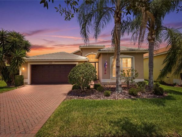 16239 CAPE CORAL DRIVE , WIMAUMA, FL 33598