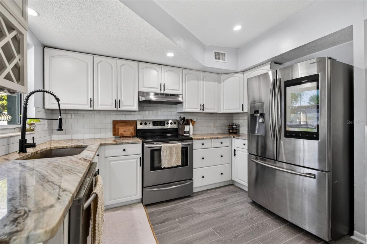 4750 39th Avenue N, Saint Petersburg, FL 33714 Photo