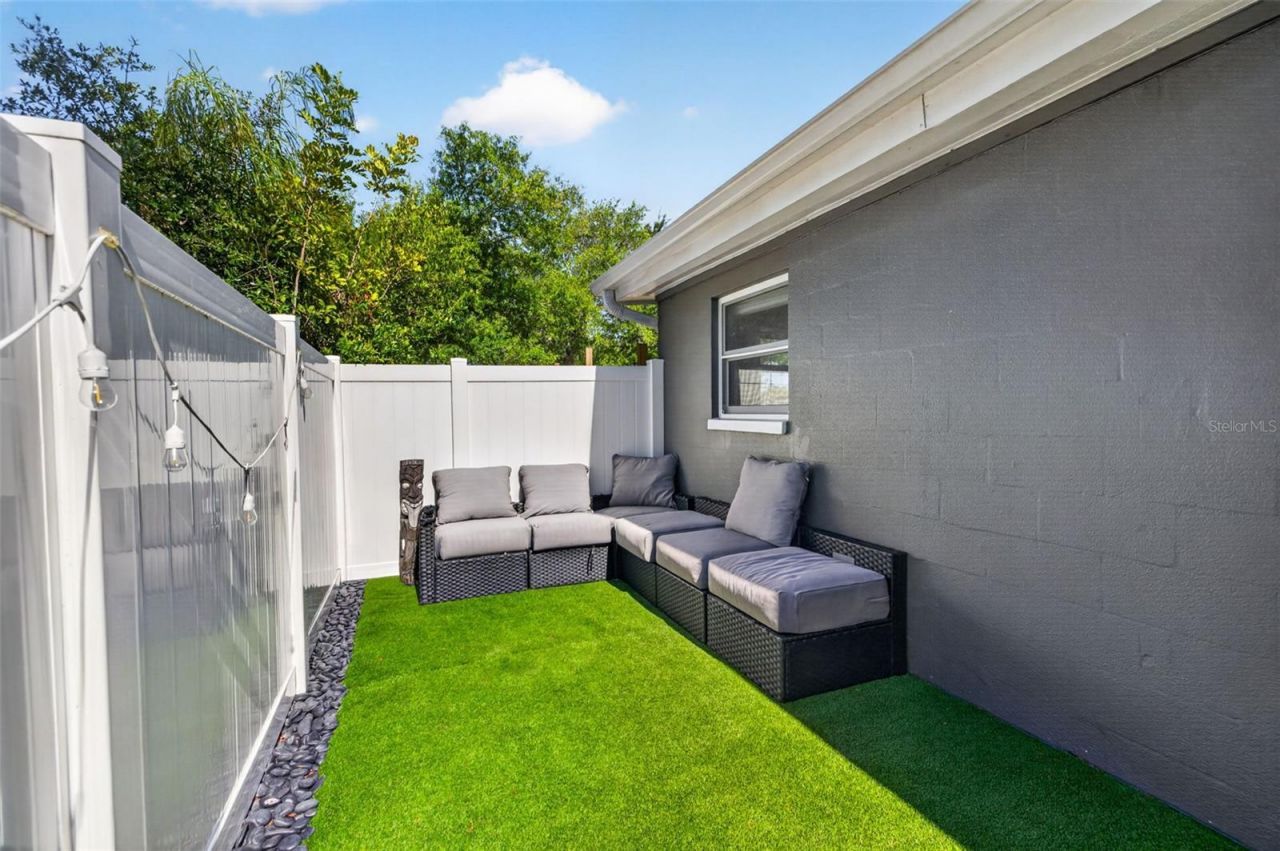 4750 39th Avenue N, Saint Petersburg, FL 33714 Photo