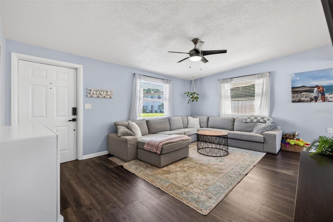 4750 39th Avenue N, Saint Petersburg, FL 33714 Photo
