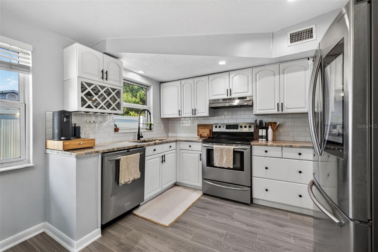 4750 39th Avenue N, Saint Petersburg, FL 33714 Photo