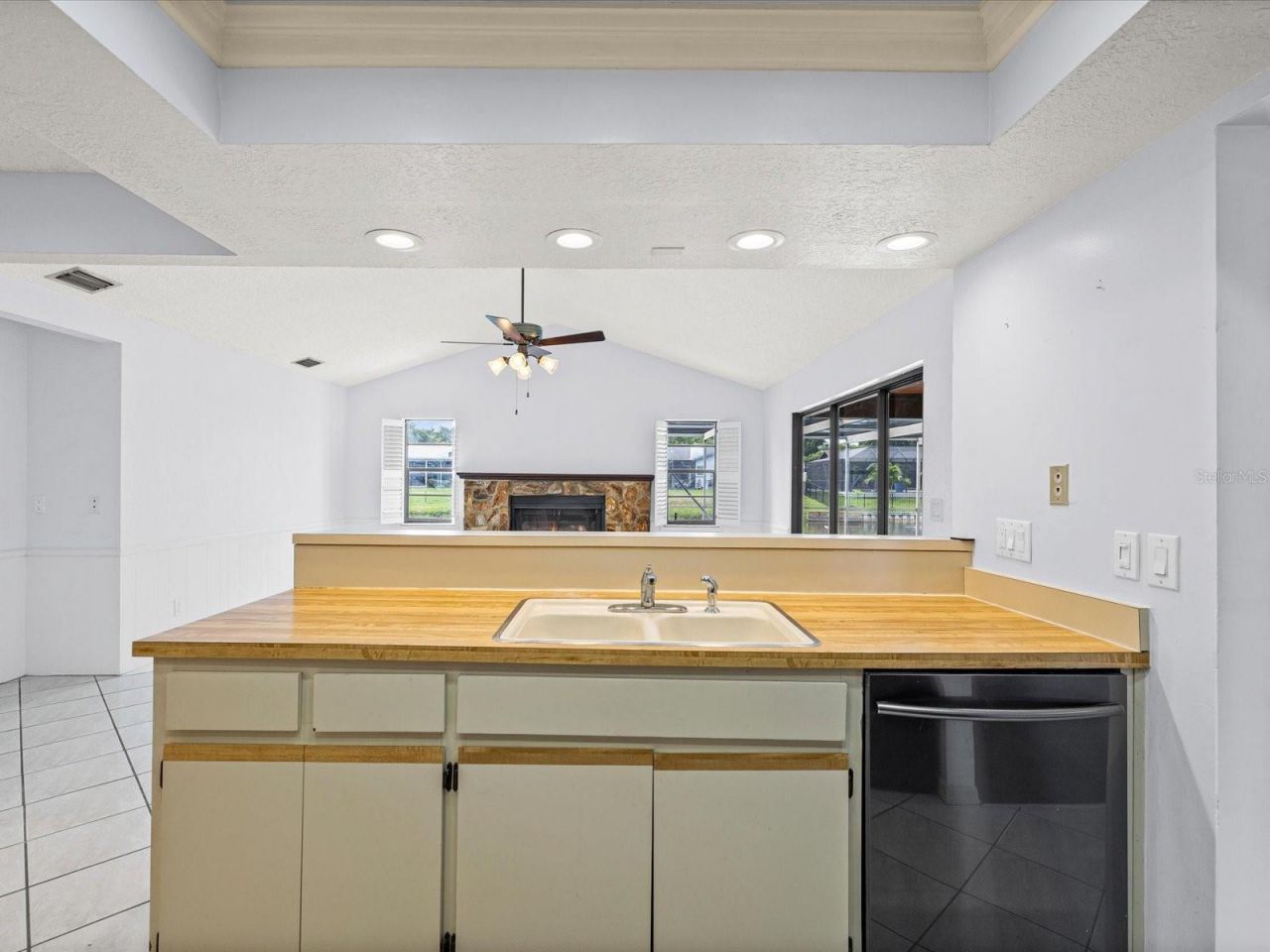 10843 Harborside Drive, Largo, FL 33773 Photo