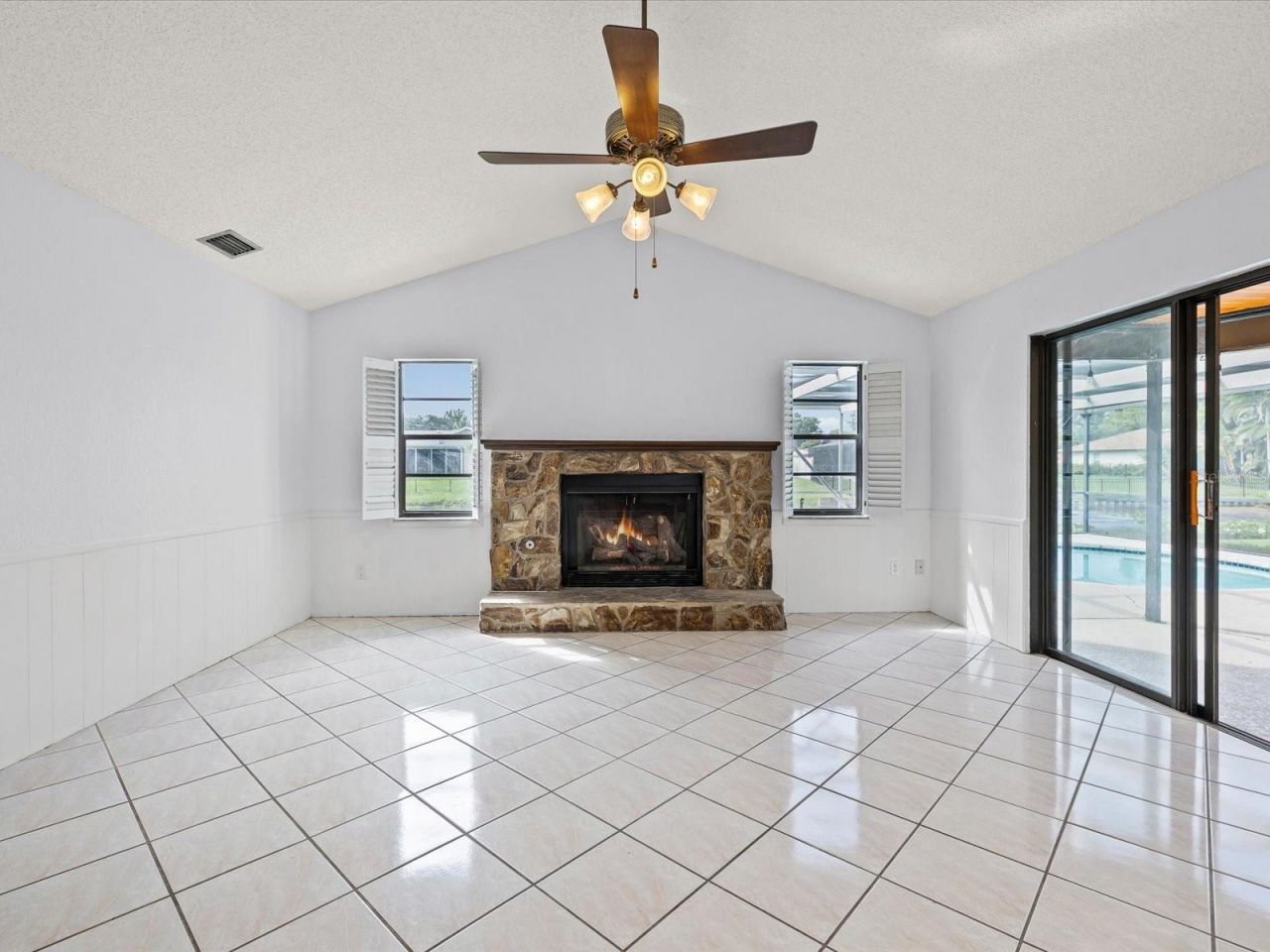 10843 Harborside Drive, Largo, FL 33773 Photo