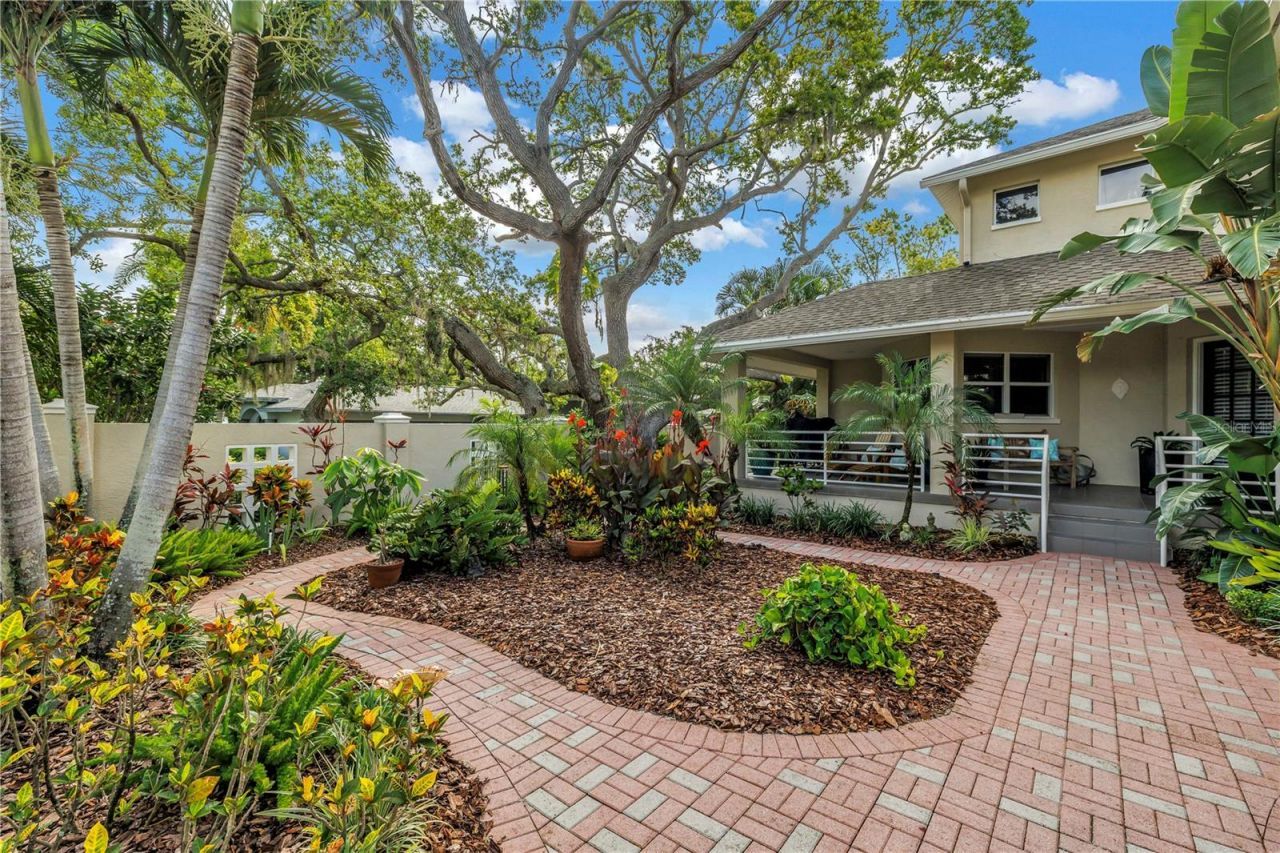 2269 Kent Drive, Largo, FL 33774 Photo