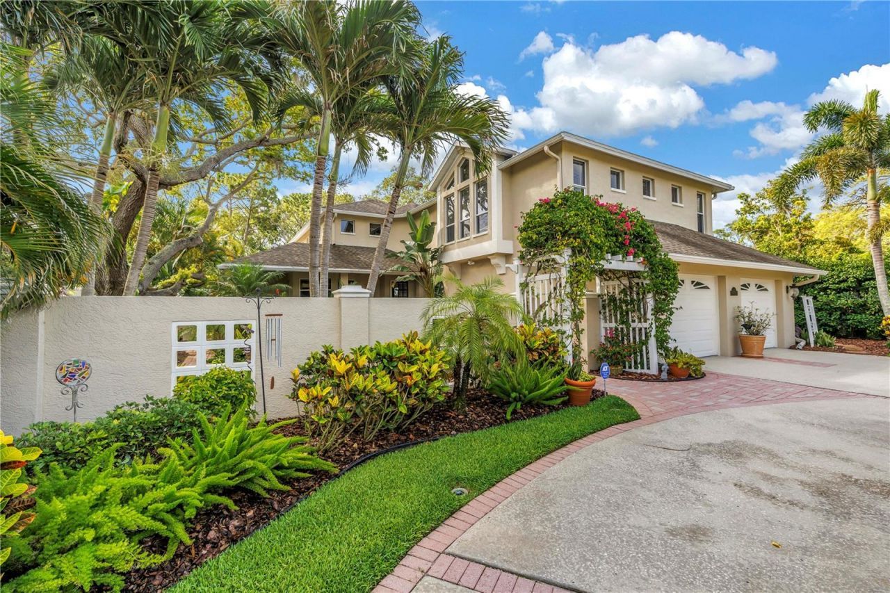 2269 Kent Drive, Largo, FL 33774 Photo