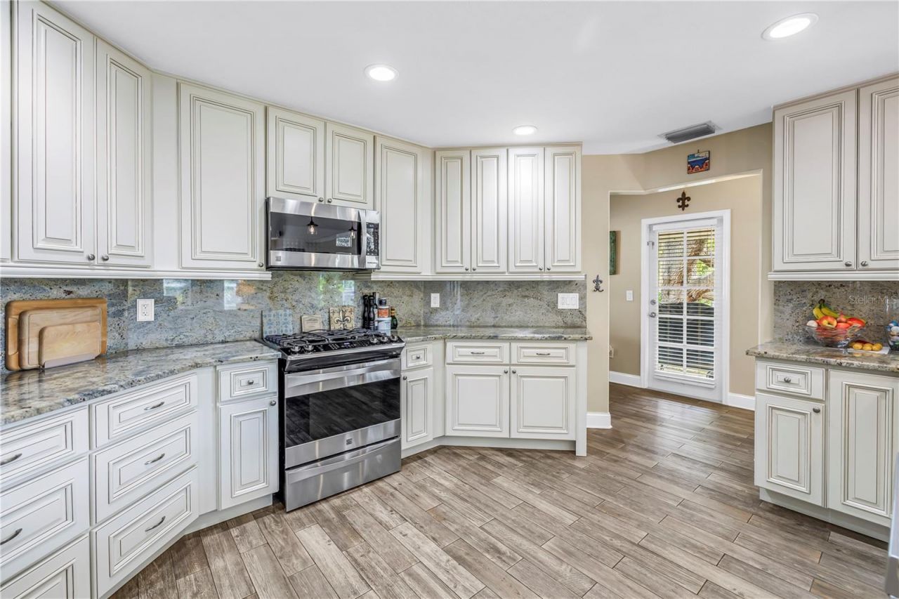 2269 Kent Drive, Largo, FL 33774 Photo