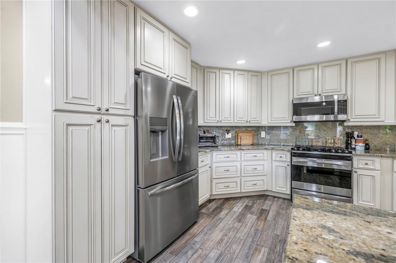 2269 Kent Drive, Largo, FL 33774 Photo