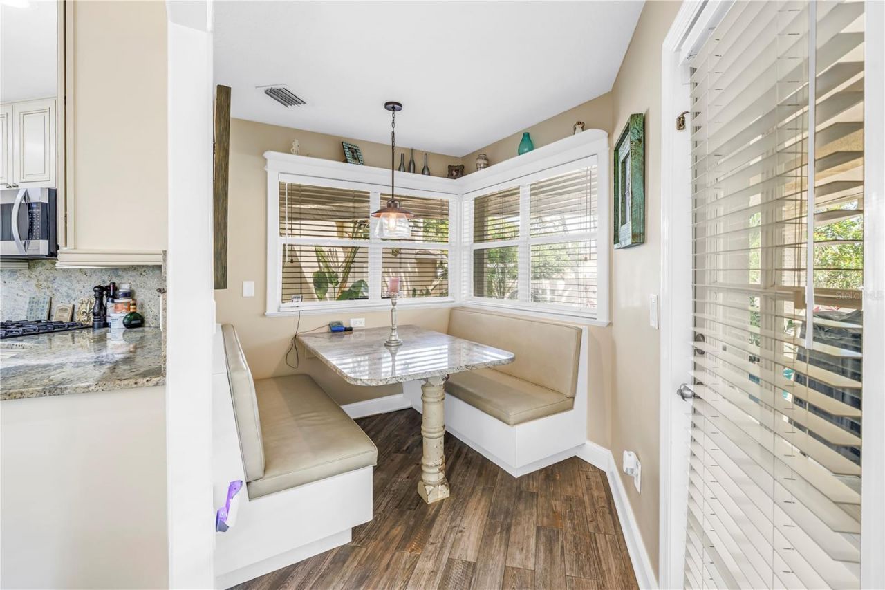 2269 Kent Drive, Largo, FL 33774 Photo