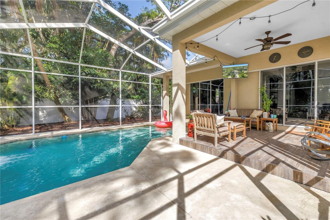 2269 Kent Drive, Largo, FL 33774 Photo