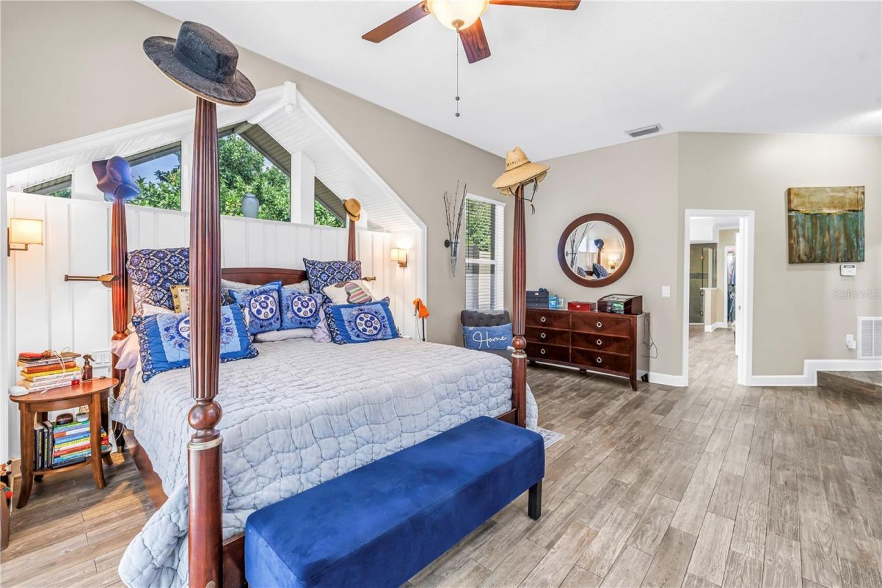 2269 Kent Drive, Largo, FL 33774 Photo