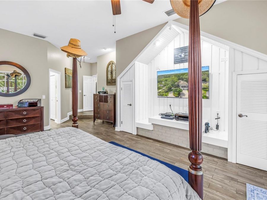 Property Image 62