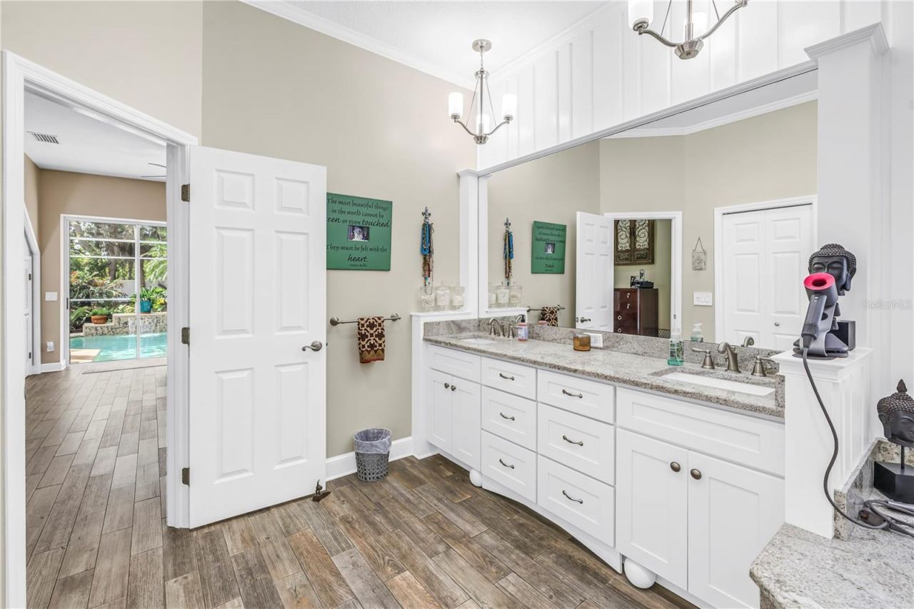 2269 Kent Drive, Largo, FL 33774 Photo