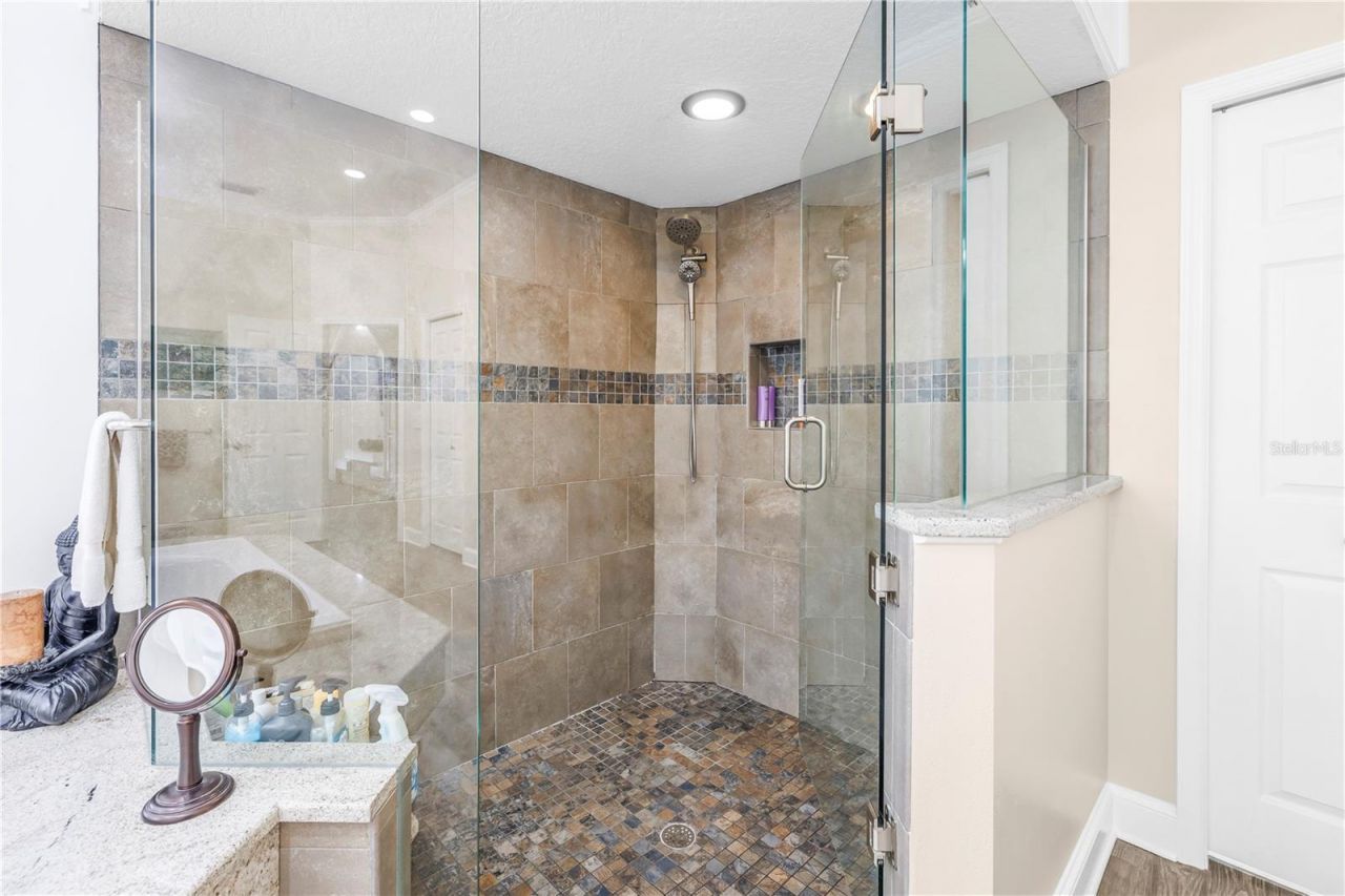 2269 Kent Drive, Largo, FL 33774 Photo