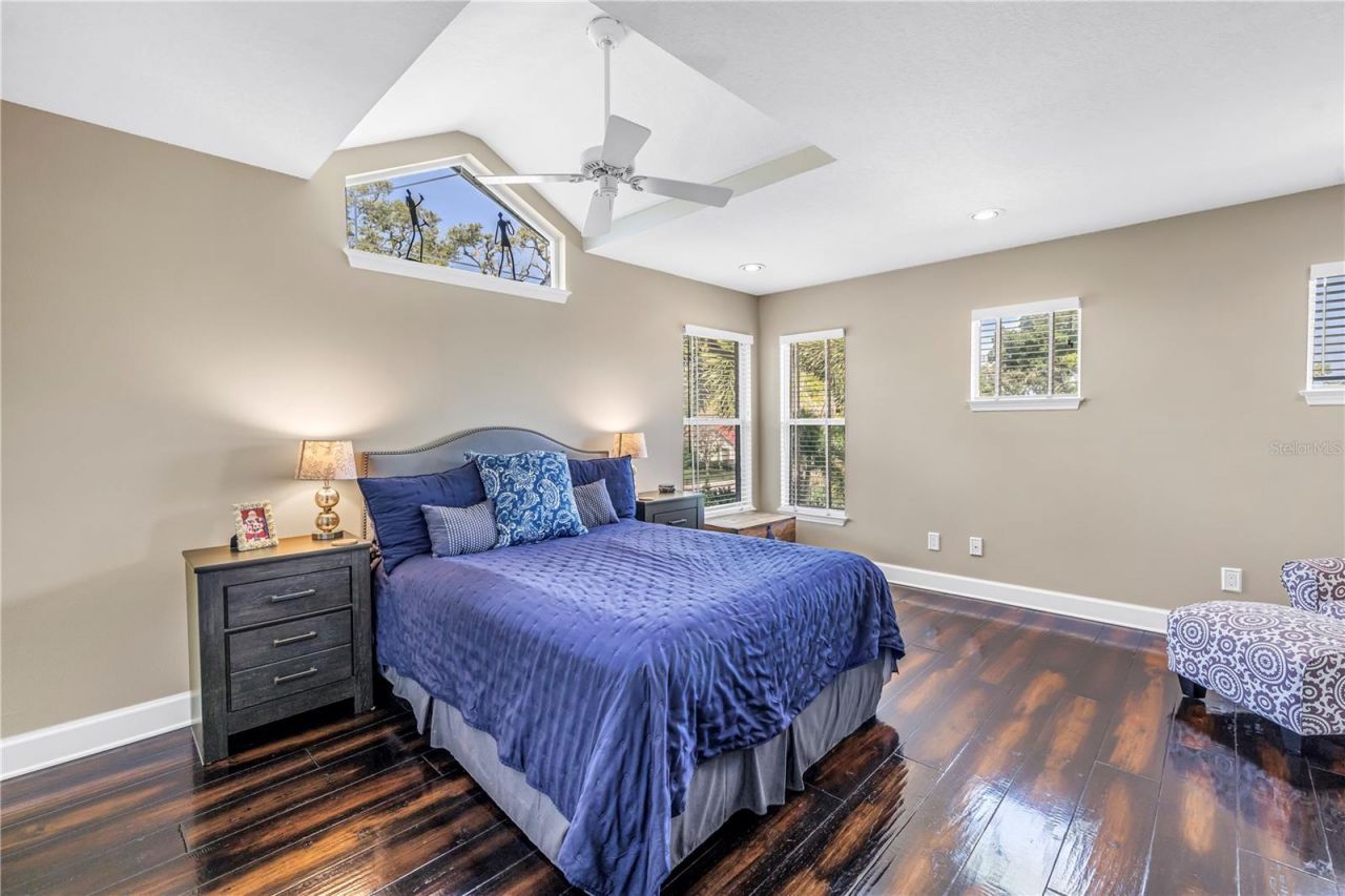 2269 Kent Drive, Largo, FL 33774 Photo