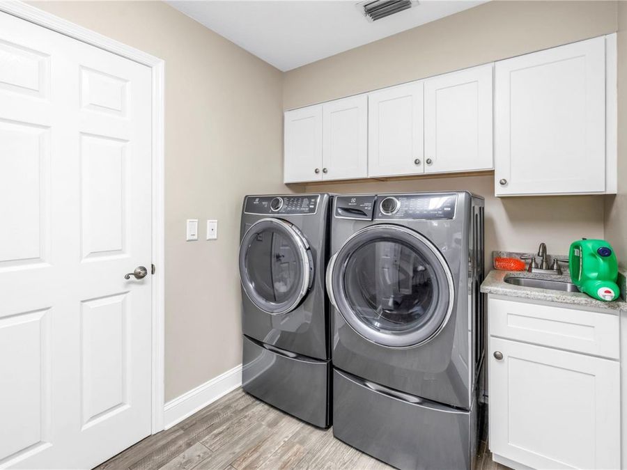 Property Image 80