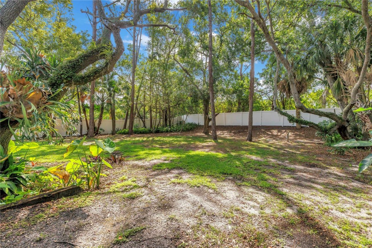 2269 Kent Drive, Largo, FL 33774 Photo