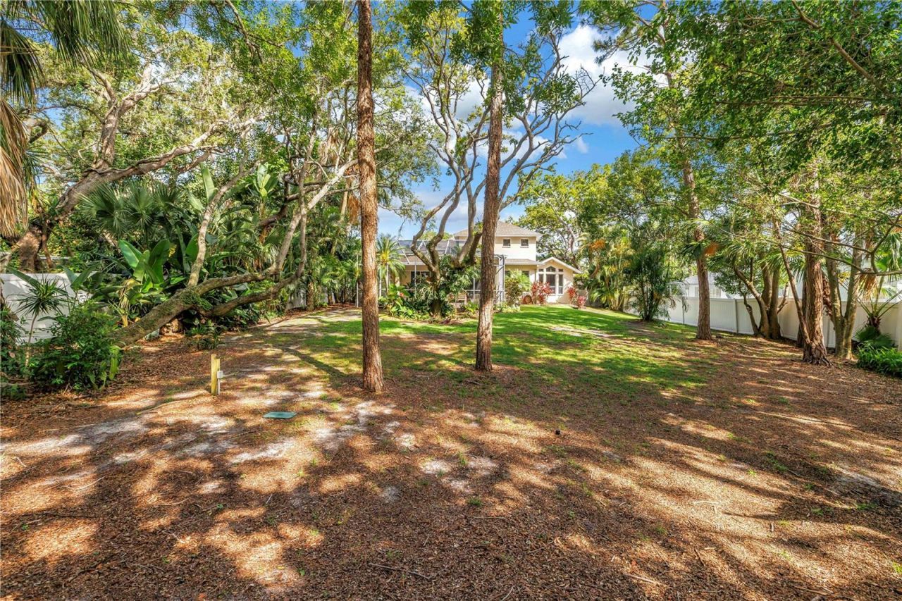2269 Kent Drive, Largo, FL 33774 Photo