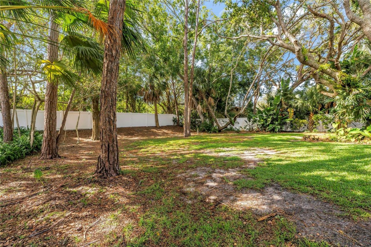 2269 Kent Drive, Largo, FL 33774 Photo