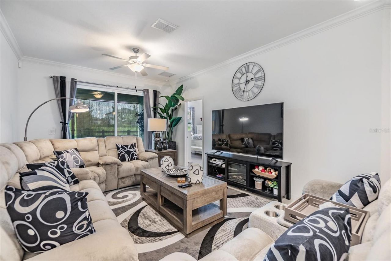 6748 Ripple Pond Loop, Zephyrhills, FL 33541 Photo