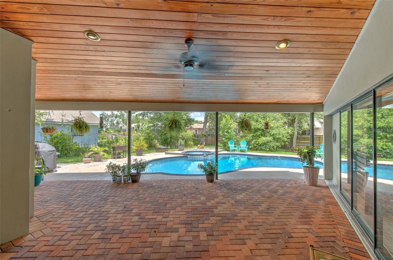 3816 Buckingham Loop Drive, Valrico, FL 33594 Photo