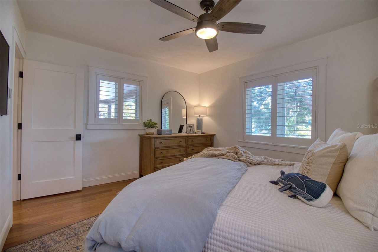 128 Edgewater Terrace, Dunedin, FL 34698 Photo