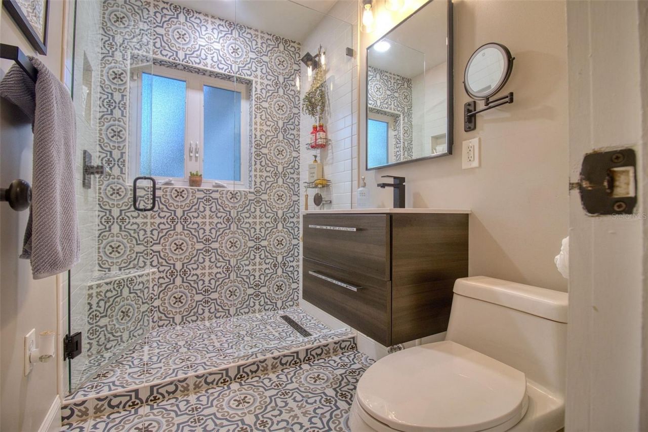 128 Edgewater Terrace, Dunedin, FL 34698 Photo