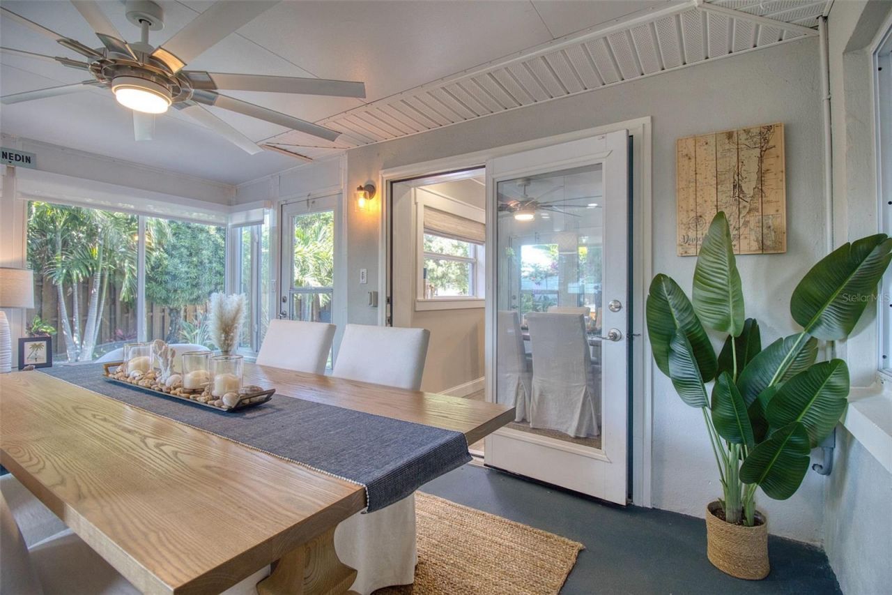 128 Edgewater Terrace, Dunedin, FL 34698 Photo